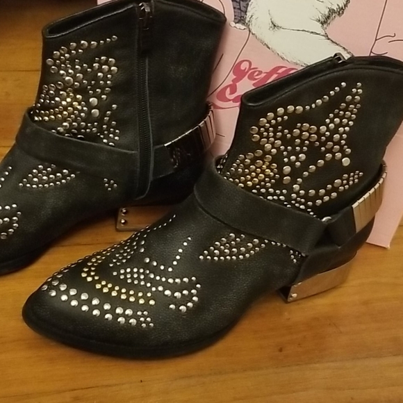 Jeffrey Campbell black booties PRICE FIRM - Picture 2 of 12